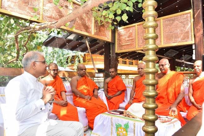 ඉන්දු ශ්‍රී ලංකා ම්තුදම් ශක්තිමත් කරමින් ඉන්දීය මහ කොමසාරිස් ගංගාරාමය වැද පුදා ගනී!