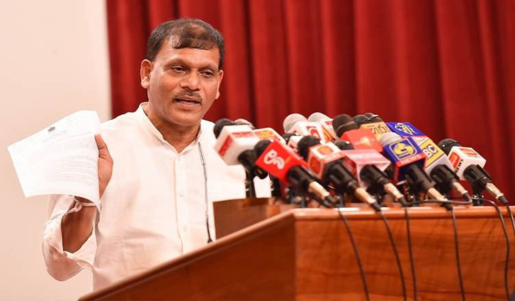 වැට් බද්දෙන් නිදහස් වූ ආයුර්වේද නිෂ්පාදන සහිත කර්මාන්ත!