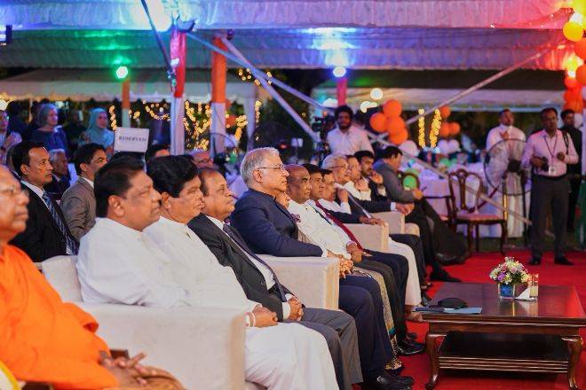 ඉන්දීය මහ කොමසාරිස්ගෙන් ලංකාවේ විදුලි පිරිවැය අඩුකිරීමට නව අදහසක්!