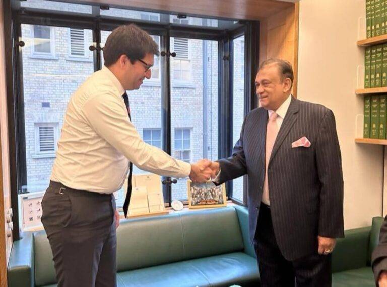 බෝගොල්ලාගම බ්‍රිතාන්‍ය කොන්සර්වේටිව් මන්ත්‍රී රනිල් ජයවර්ධන හමුවෙයි.