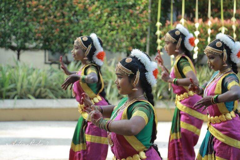 ඉන්දියාවේ සරිගමප හපනිය ලංකාවේ දෙමළ භාෂා ජාතික නාලිකාවෙන් හරසර