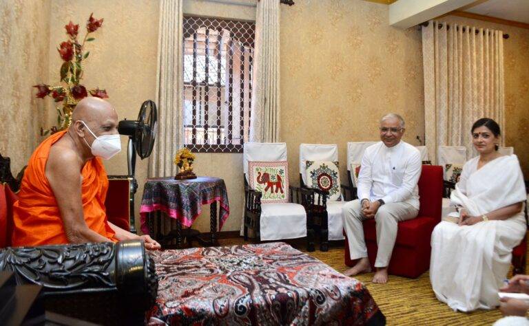 ශ්‍රී ලාංකිකයන්ට උපරිම සේවයක් කරන බව ඉන්දීය නව මහ කොමසාරිස්වරයා මහනුවර දී පවසයි.