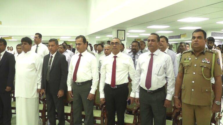 ලංකා බැංකුව මෙම වර්ෂයේදී රුපියල් බිලියන 55ක මුදලක් රජයට ලබාදීමට නියමිතයි.