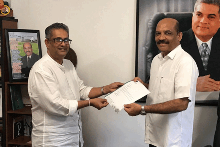 රවීගේ බලාපොරොත්තු සුන්වෙයි. මහලේකම් ධුරය යළිත් රංගේටම !