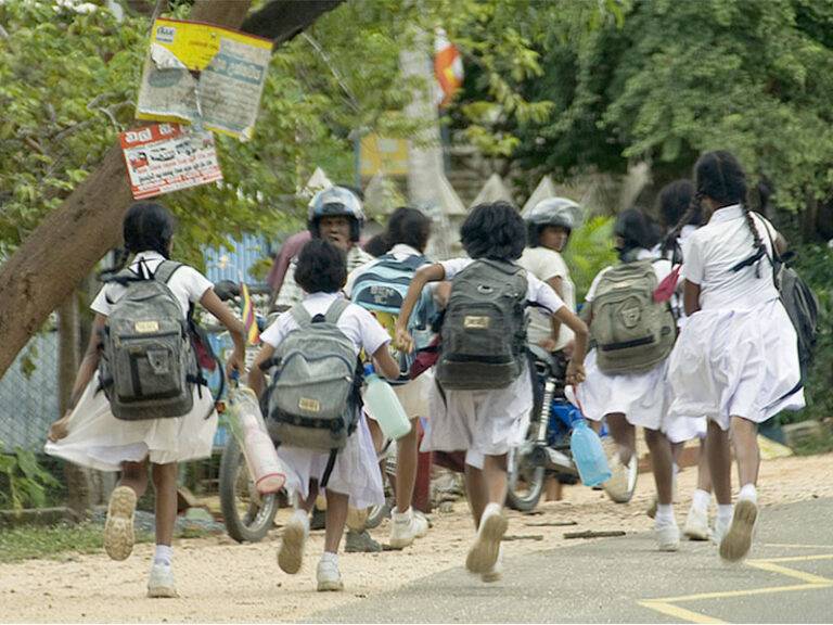 පාසල් නිවාඩුව දින කිහිපයකින් ඉදිරියට!