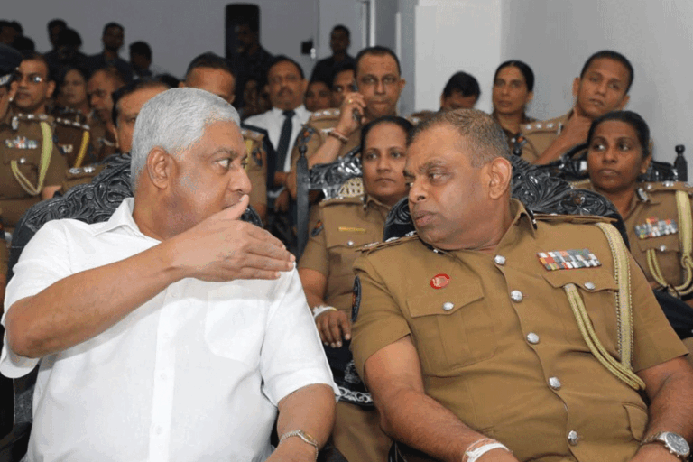 යුක්තිය මෙහෙයුමෙන් ඊයේත් සැකකරුවන් 877 ක් අත්අඩංගුවට !