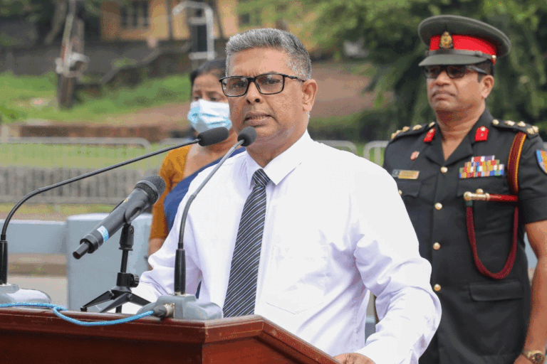 උප්පැන්නයේ සිට මරණ සහතිකය දක්වා සියලුම අනන්‍යතා ලේඛන එකම ගොඩනැගිල්ලකදී ලබාදෙන සේවාව මේ වසරේදී