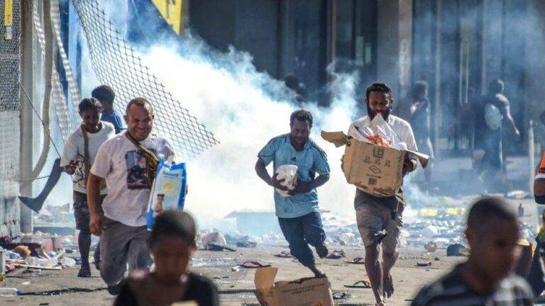 ගෝත්‍රික ආරවුලකින් පැපුවා නිව්ගිනියාවේ 64 දෙනෙකු ඝාතනය වේ!