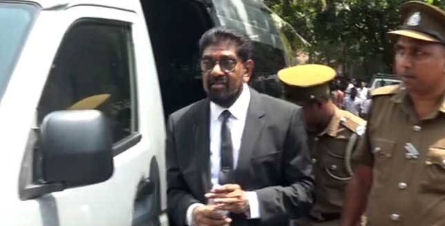 කෙහෙළිය අධිකරණයට රැගෙනඑයි!
