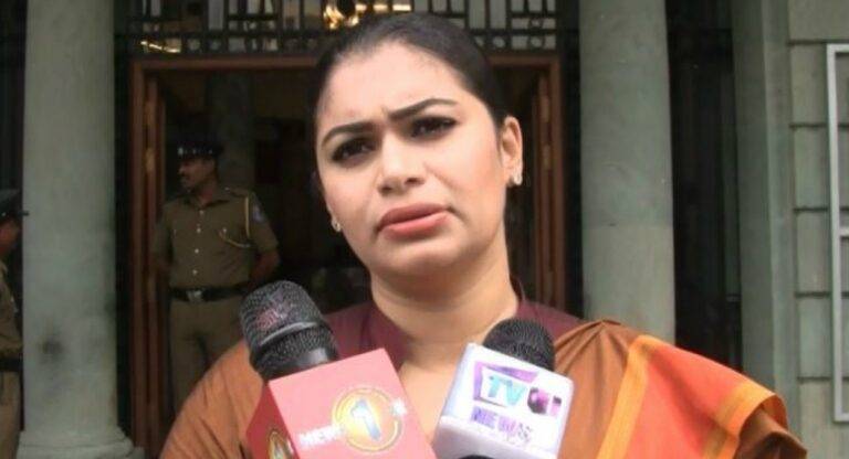 හරිනිට හොඳ දේශ­පා­ලන ගම­නක් තියෙනවා – හිරු­ණිකා ප්‍රේම­චන්ද්‍ර