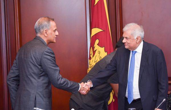 ජනපති රනිල් හමුවූ අමෙරිකානු නියෝජ්‍ය රාජ්‍ය ලේකම්