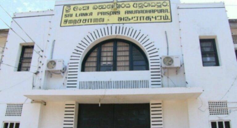 බන්ධනාගාර රැඳවූවන්ගේ නිෂ්පාදනවලින් රු. ලක්ෂ 146ක මුදලක් උපයයි!