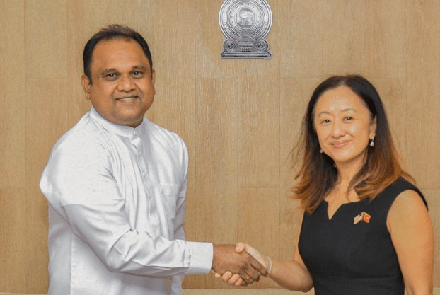 වෙළෙඳ ඇමති හමුවූ අමෙරිකානු තානාපතිනිය!
