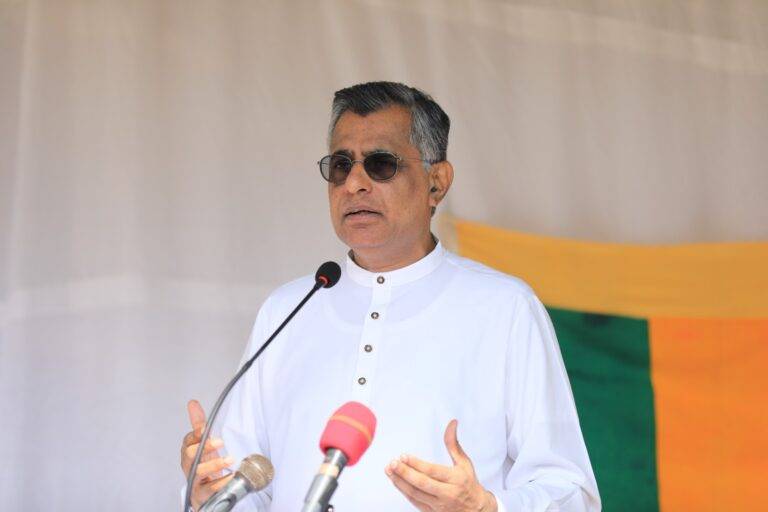 චම්පිකත් ජනපති සටනට?