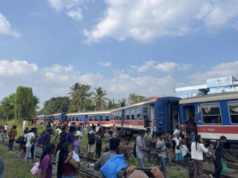 උඩරට මැණිකේ සීඝ්‍රගාමී මගී දුම්රිය රාගමදී පීලි පනී,  දුම්රිය ධාවනයේ ප්‍රමාදයක්!