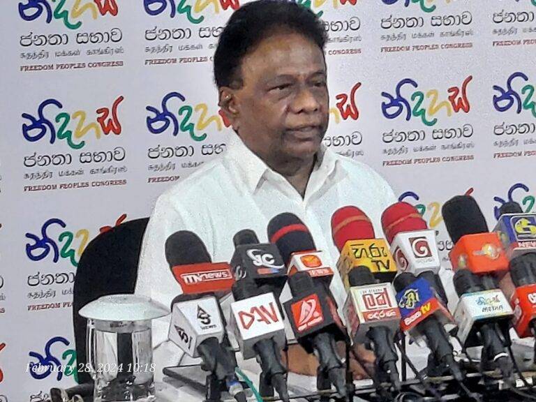 ජනපති රනිල් හැකි සෑම අවස්ථාවකම  නීතිය සෙල්ලමකට ගන්නවා – ඩලස් අලහප්පෙරුම