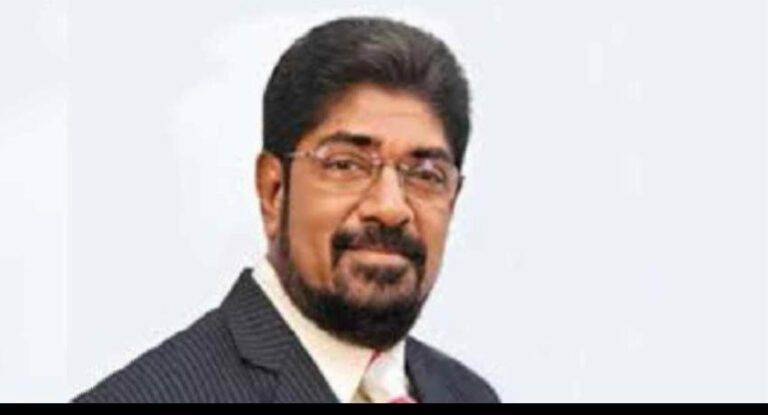 හිටපු සෞඛ්‍ය අමාත්‍ය කෙහෙළිය මේ මස 15 තෙක් රක්ෂිත බන්ධනාගාරයට!