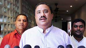 කේක් නෝනාගෙන් රෝහිත අබේගුණවර්ධනට කරදරයිලු..