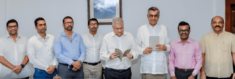 එක්සත් ජනරජ පෙරමුණේ නව පිම්ම!
