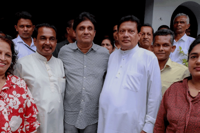 ශ්‍රීලනිප බස්නාහිර ප්‍රබලයින් දෙදෙනෙක් සමගි ජන බලවේගයට !
