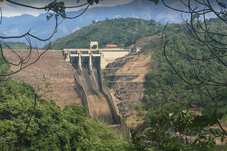 සමනළ වැව ජලාශයේ කාන්දුව නවත්වන්න බෑ. කාන්දුව නවතන මුවාවෙන් බිස්නස් එකක් ?