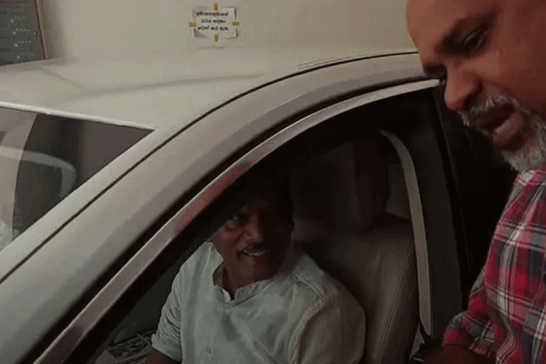 ඇමතිතුමා දුවන්නෙ මොකද ? – රාජ්‍ය ඇමති සිසිරට දැඩි විරෝධයක්
