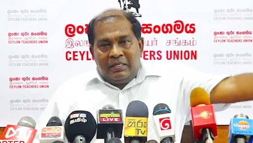 ලැජ්ජා නැති කෙහෙළිය – බලයෙන් පිම්බිලා කරලා තියෙන දේ මෙන්න (VIDEO)