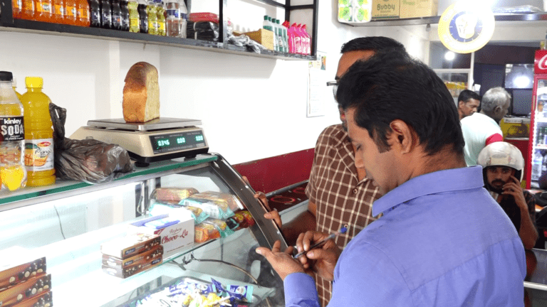 මහනුවර දිස්ත්‍රික්කයේ අඩු බර පාන් වැටලීම පාරිභෝගික සේවා අධිකාරිය මගින්!