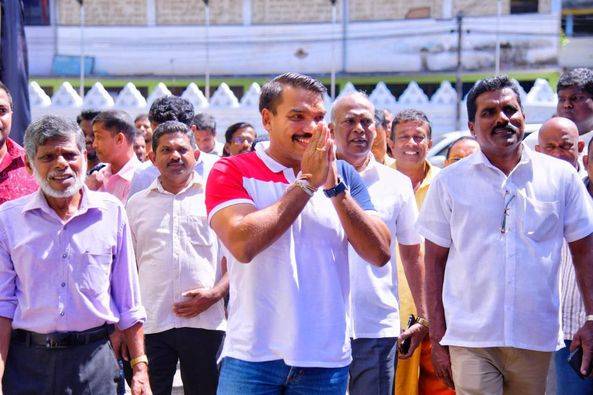 මහින්ද චින්තනය තමයි අපේ එකම ගමන් මඟ – නාමල්