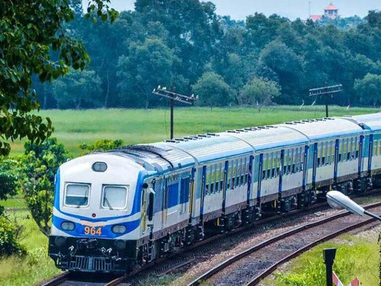 අද මධ්‍යම රාත්‍රියේ සිට දුම්රිය වර්ජනයක්!