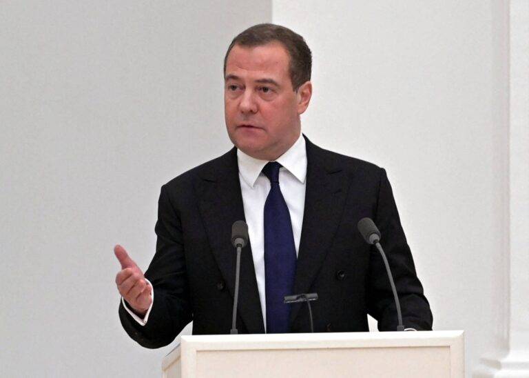 Dmitry Medvedev ගෙන් අනුකම්පා විරහිත ප්‍රකාශයක්!