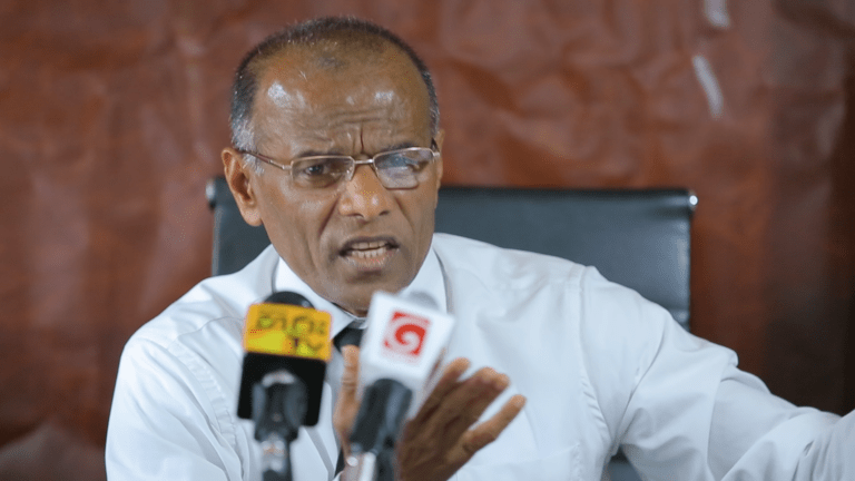 නාගා­නන්දට නීති­ඥ­භා­වය පමණක් නොව මහ­ජන යහ­පත සඳහා ගොනු කරන කිසිදු නඩු කට­යු­ත්තක් වෙනු­වෙන් ඉදි­රි­යේදී පෙනී සිටී­මද තහ­නම්!