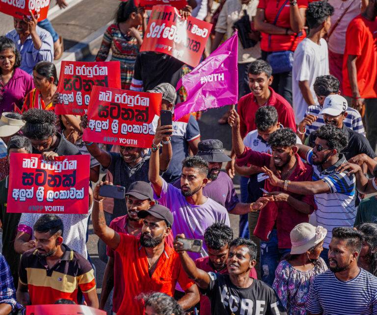 (VIDEO):ප්‍රතිවාදීන් වෙව්ලුම්කන NPP ප්‍රචාරණය!