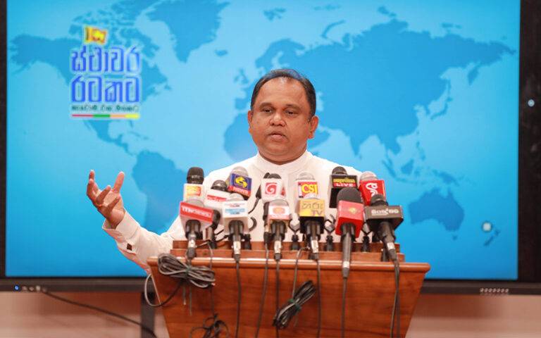 අවුරුදු සමයේ අත්‍යවශ්‍ය භාණ්ඩ රැසක මිල පහළට!