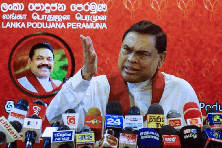 මේක අපේ ආණ්ඩුවක්ද කියලා අපටත් සමහර වෙලාවට සැකයි ! – බැසිල් හතර රියන් සහ දෙරියන් සිහි කරයි