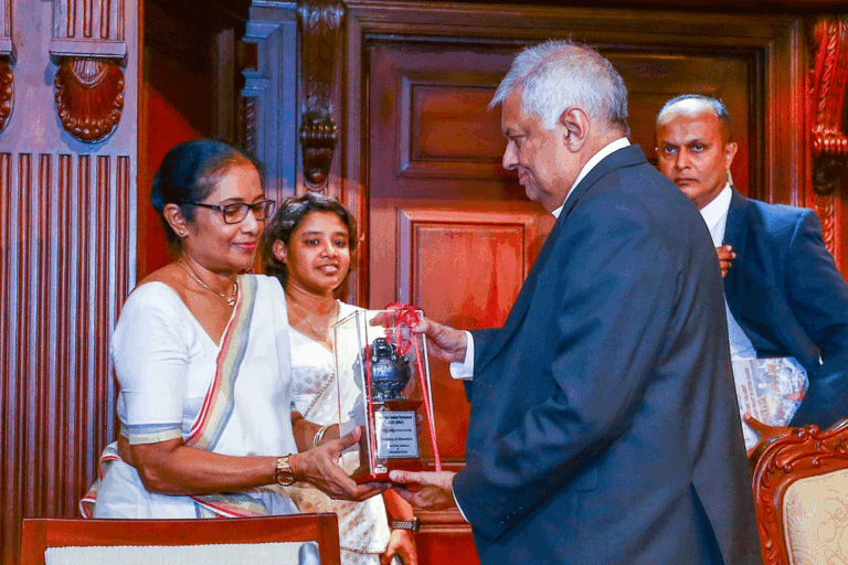 ප්‍රජාතන්ත්‍රවාදය මුළුමණින්ම ආරක්ෂා කරන ආසියාවේ එකම රට ශ්‍රී ලංකාවයි – ජනපති