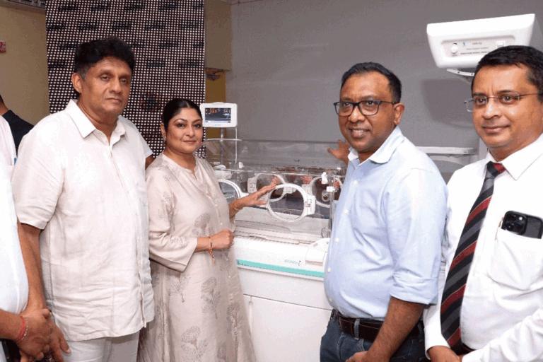 කාන්තා අයිතිය සුරකිනවා යැයි රැස්වීම් පවත්වා කයිවාරු ගැහුවට මදි. ප්‍රායෝගිකව වැඩ කර පෙන්විය යුතුයි – සජිත්