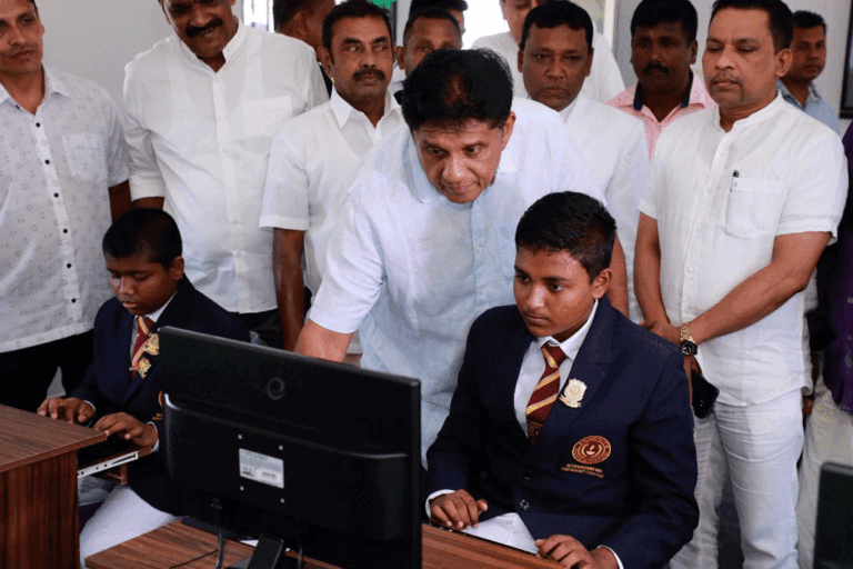 සජබ රජයක් යටතේ තොරතුරු තාක්ෂණය 1 සිට 13 දක්වා අනිවාර්ය විෂයයක් කර ඉංග්‍රීසි භාෂාවෙන් උගන්වනවා – සජිත්
