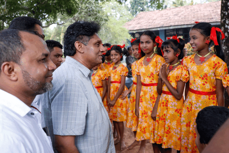 ලබන සතියේ අපි IMF හමුවෙනවා, අපේ එකම ඉල්ලීම IMF හරහා මාතෘ, ළමා මන්දපෝෂණය තුරන් කිරීමේ වැඩසටහනක් ලබා ගැනීමයි – සජිත්