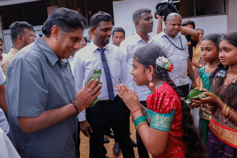 වතු කම්කරුවා කුඩා තේ වතු හිමියකු බවට පත් කිරීම අපේ අරමුණයි – විපක්ෂ නායක සජිත් (VIDEO)