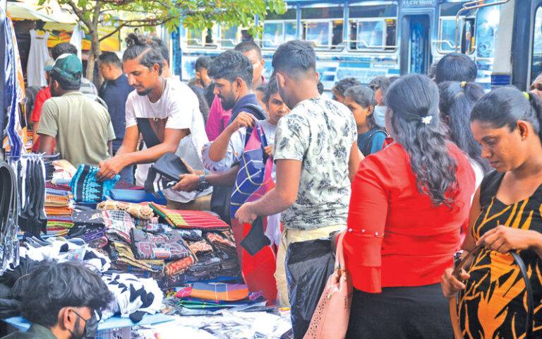 ඔබත් ප්‍රවේශමෙන්,පොලීසියෙන් පණිවුඩයක්!
