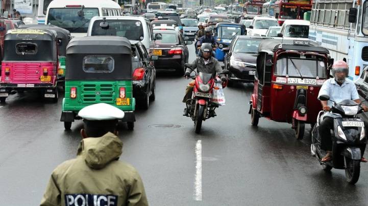 නීති කඩ කරන රියදුරන් වෙනුවෙන් අලුත් වැඩක්!