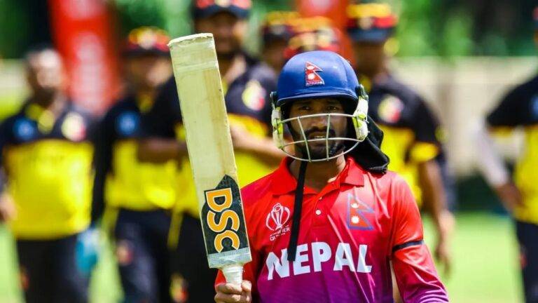 ලංකාවට අවුරුදු උදාවේ නේපාලයෙන් කටාර්වලට වෙඩි පත්තු කරපු දිපේන්ද්‍ර