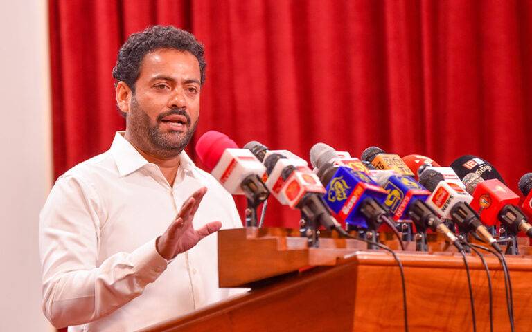 උමා ඔය ව්‍යාපෘතිය ආශ්‍රිතව ජනතාව නොමඟ යවන මාධ්‍ය සංදර්ශන එපා –  ඉන්දික අනුරුද්ධ