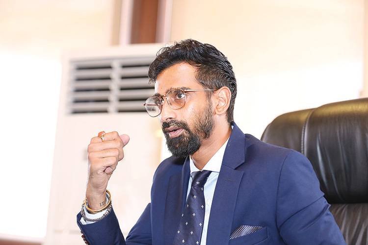 තරුණ ගෝලීය නායකයකු (YGL) ලෙස තේරුණු ජීවන් තොණ්ඩමන්!