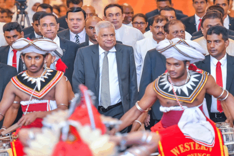 ඉදිරියේදී ඩොලරය තවදුරටත් පහළට ගේනවා – අඩුකරන සීමාව ජනපති රනිල් කියයි