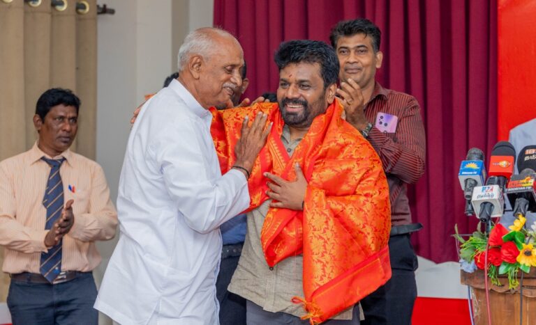 දූෂිත දේශපාලන සංස්කෘතිය වෙනස් කරන්න ඕන නැද්ද? අනුරගෙන් ප්‍රශ්නයක්