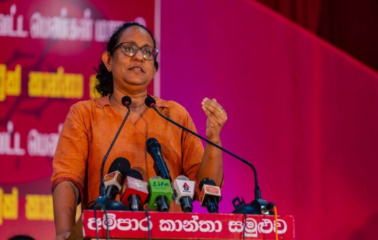 කාන්තාවන් දේශපාලනිකව සන්නද්ධ වෙලා, සංවිධානය වෙලා,  එකතු වුණු අවස්ථා ලෝකයේ කොතැනකවත් මේවගේ දැකලා නැහැ – හරිනි (VIDEO)