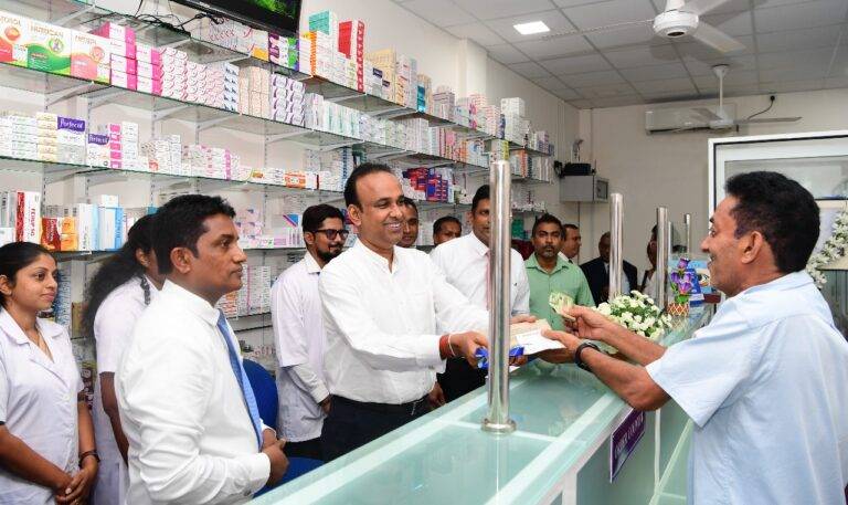 රාජ්‍ය ඖෂධ නීතිගත සංස්ථාවේ වැල්ලවත්ත රාජ්‍ය ඔසුසල ශාඛාව විවෘත වෙයි!