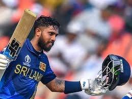 කුසල්ගෙන් ශතකයක්,ශෙවෝන් සහ කමිඳු අර්ධ ශතක රැස් කරයි